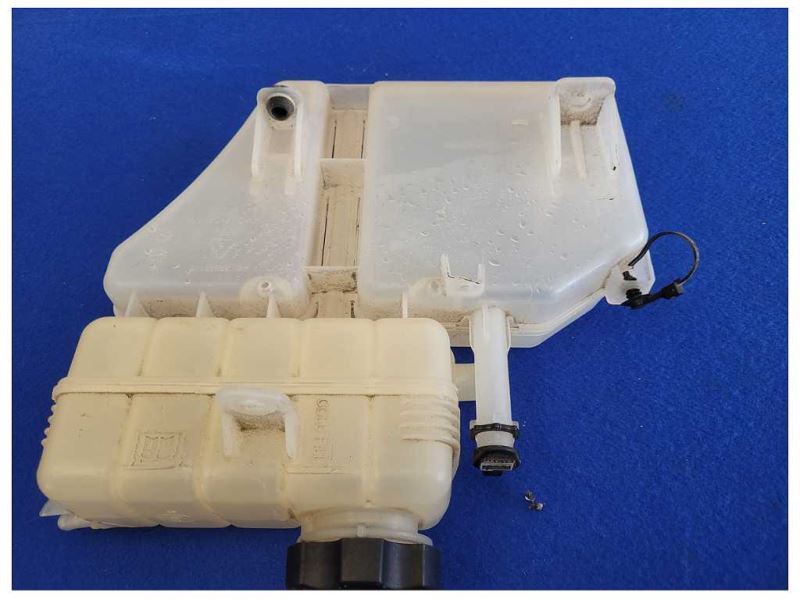 2016-2023 Chevrolet Camaro SS Coupe Coolant Reservoir Overflow Bottle 2492 - The Parts Farm