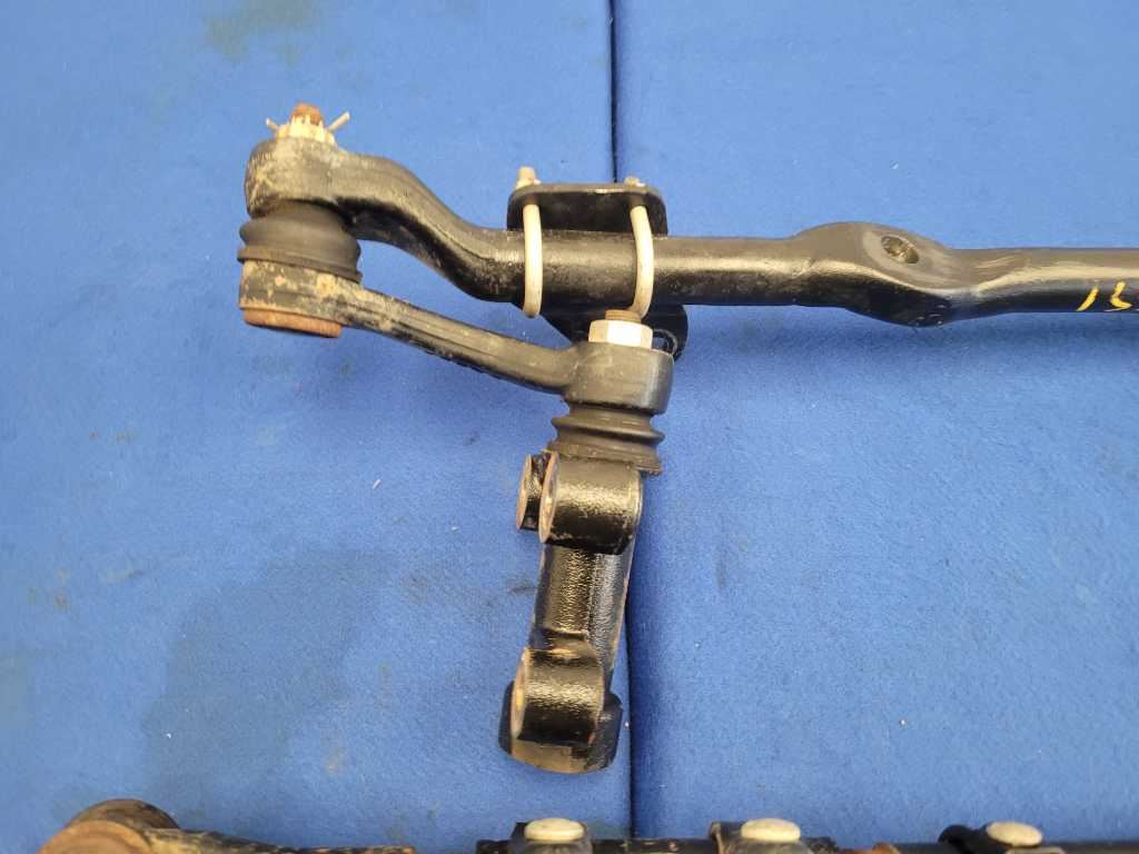 2023 Ford F250 F-250 Super Duty Truck 4wd 4x4 Steering Arm Idler Link 2558 - The Parts Farm