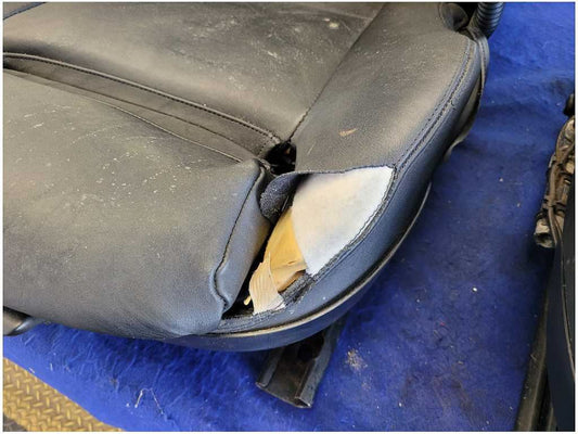 2001-2006 BMW M3 E46 M/T Coupe Pair Black Seats Leather Front *Worn* 2445