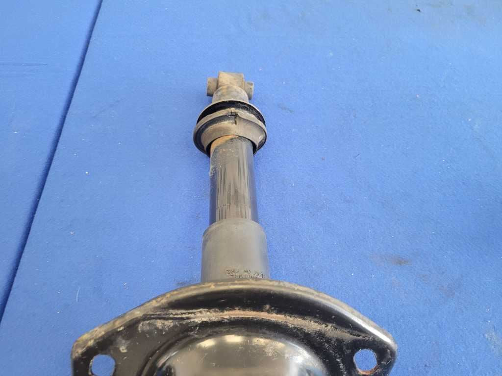 2010-2015 Chevrolet Camaro 1LE SS Passenger RH Rear Shock Suspension 2650 - The Parts Farm