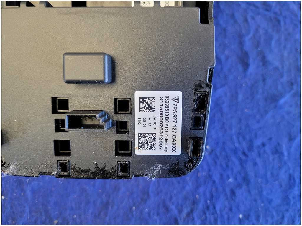 46900886
