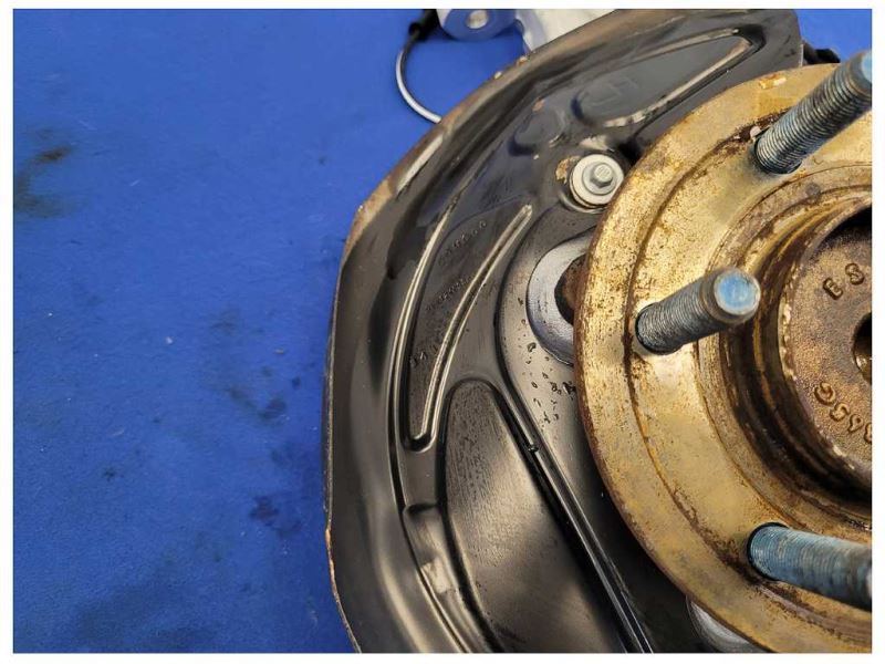 2015-2017 Ford F150 2WD Pickup Truck Driver Left Front Spindle Knuckle Hub 2615 - The Parts Farm