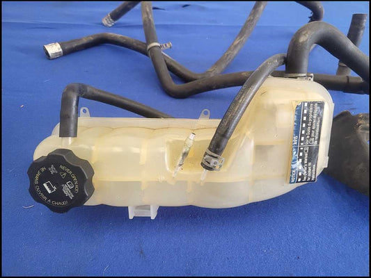 2004 Chevrolet SSR Pickup Truck Front Radiator Reservoir Overflow Bottle 2687