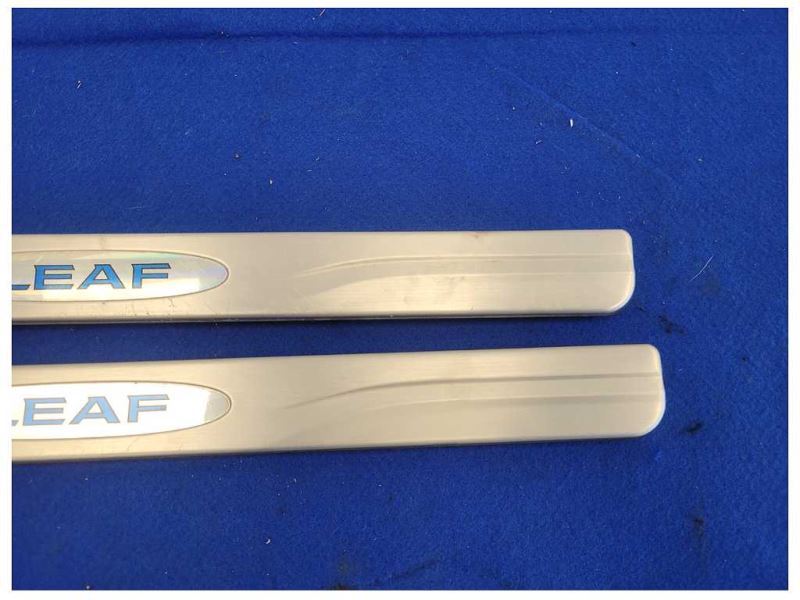 2011-2012 Nissan Leaf Pair Door Sill Plates Scuff Lower 1856 - The Parts Farm