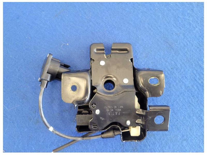 2005-2009 Ford Mustang GT S197 Rear Trunk Latch Tailgate Lock Safety 2590 - The Parts Farm