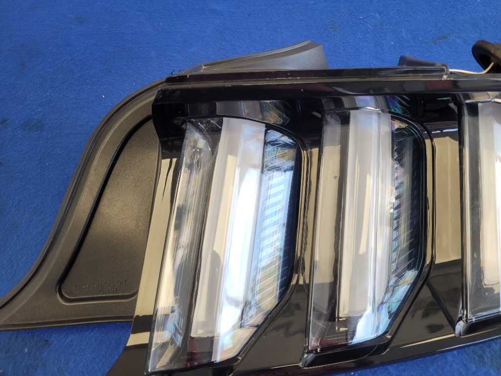 2015-2017 Ford Mustang GT S550 Passenger Aftermarket Taillight Clear Light 2643 - The Parts Farm
