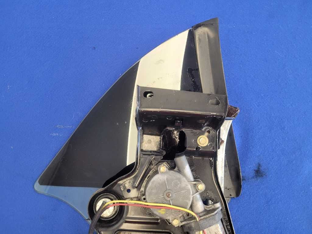 1994-2000 Ford Mustang GT Convertible Driver LH Quarter Window Glass Motor 2631 - The Parts Farm
