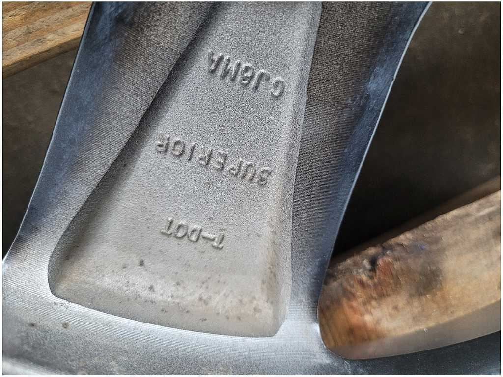 47743832