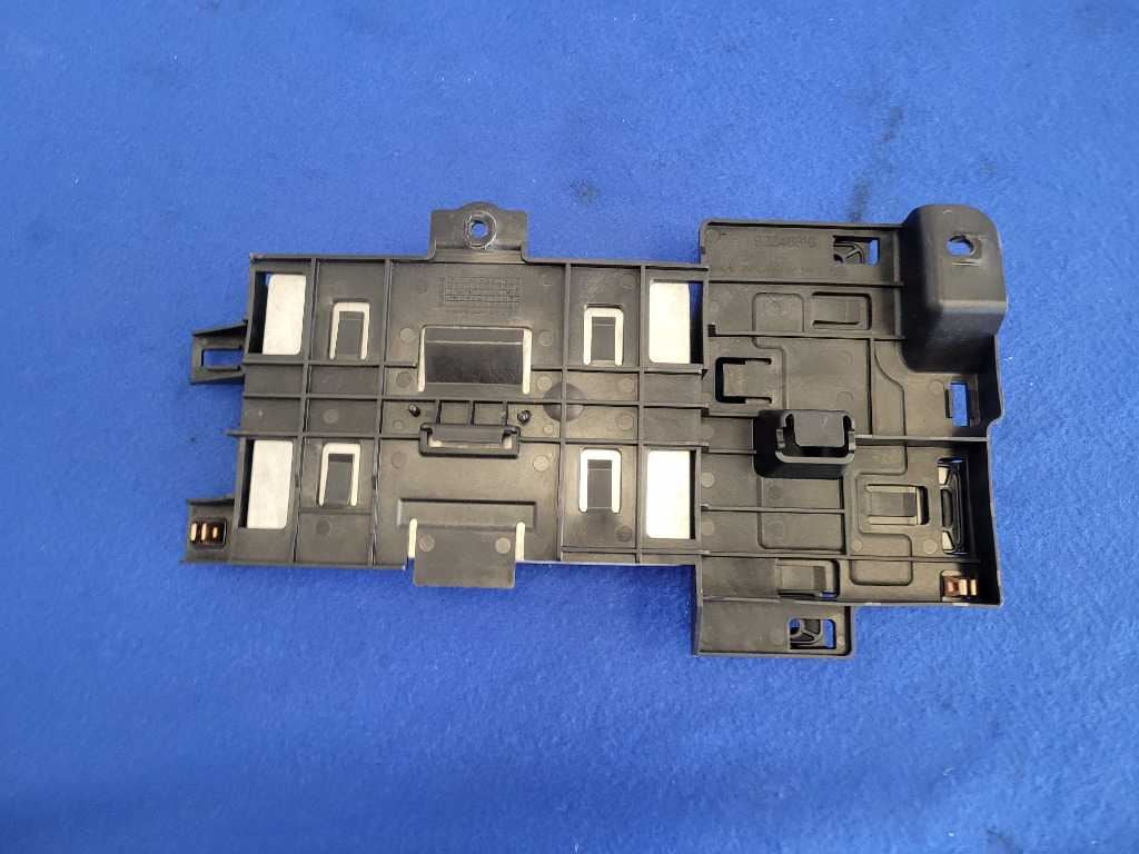 2010-2015 Chevrolet Camaro 1LE SS Reserve Battery Onstar Control Module 2650 - The Parts Farm