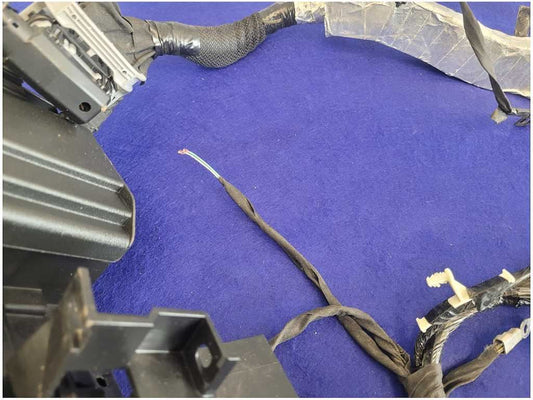 2020 Ford Mustang GT S550 Power Distribution Harness Engine Bay Fuse *Read* 2712