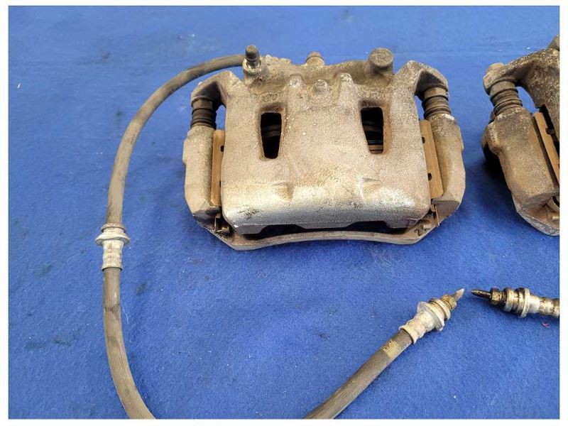 2011-2012 Nissan Leaf Set Front Brake Caliper Pad Hose1856 - The Parts Farm