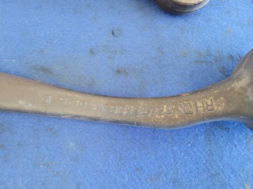 2010-2015 Chevrolet Camaro SS Coupe Front Passenger RH Lower Control Arms 2626 - The Parts Farm