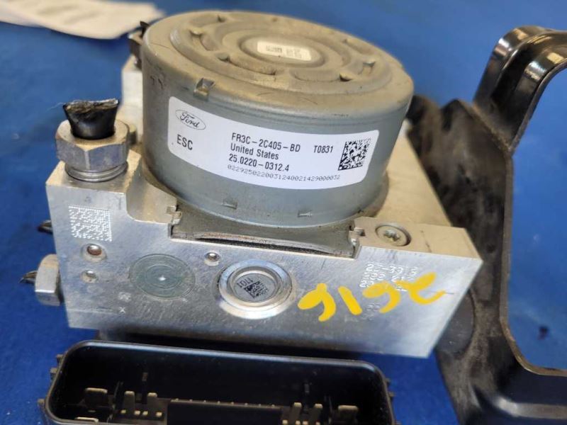 2015-2017 Ford Mustang GT S550 ABS Anti-Lock Brake System Module 2 - The Parts Farm