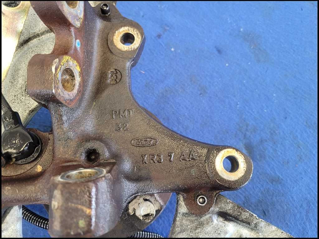 44076385