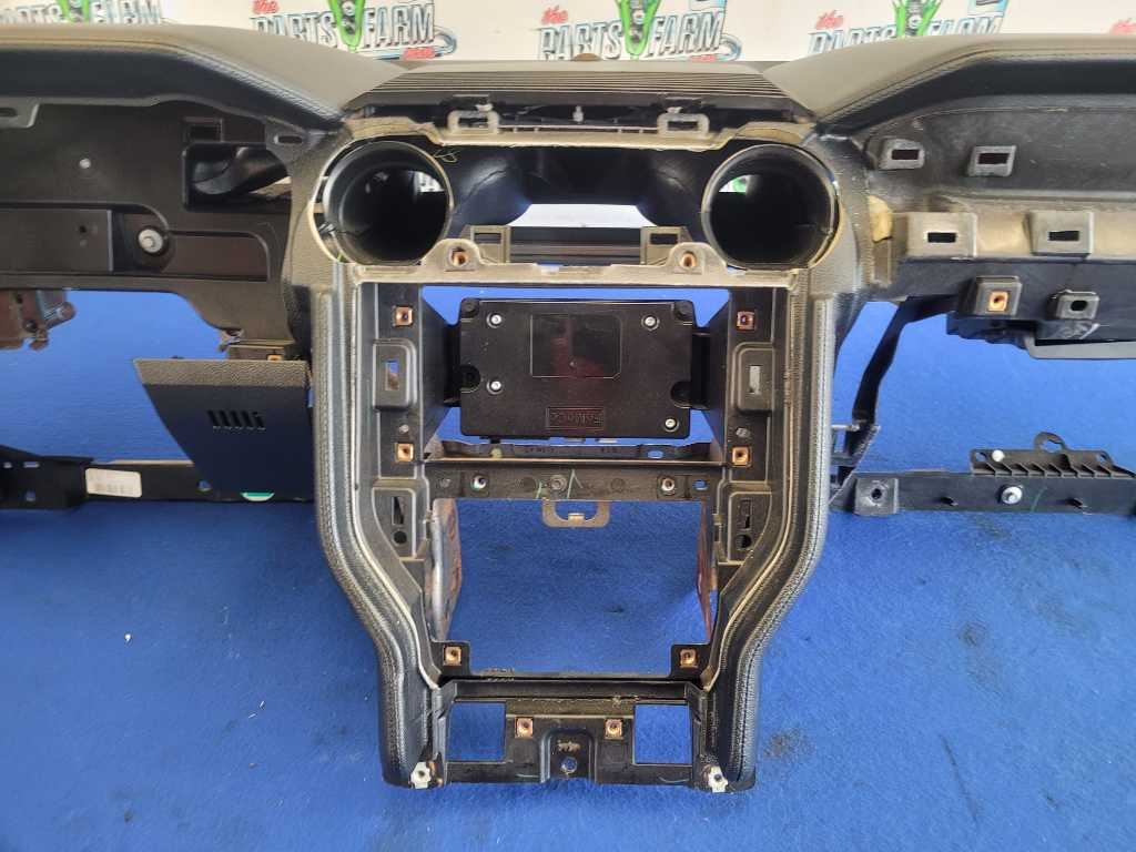 2015-2017 Ford Mustang EcoBoost S550 Dashboard Performance Pack Gauges Trim 2652 - The Parts Farm
