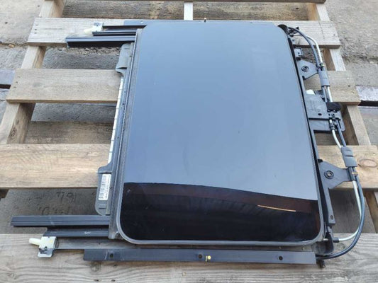 2010-2015 Chevrolet Camaro SS ZL1 Coupe Sunroof Top Glass Window Roof Power