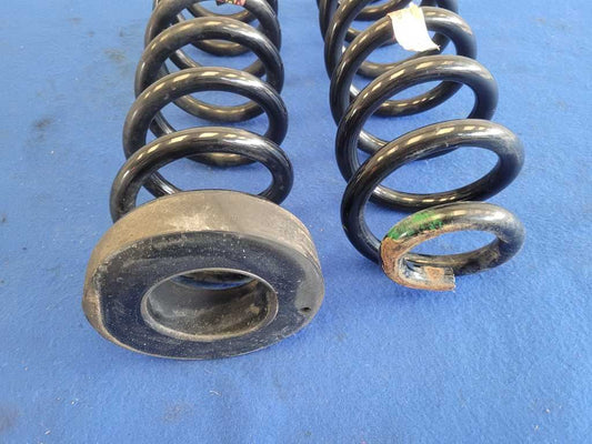 2023 Ford F250 F-250 Super Duty Truck Front Pair 4x4 Coil Spring Suspension 2558