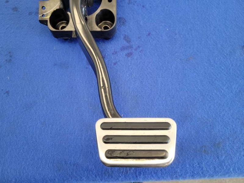 2015-2017 Ford Mustang GT S550 Brake Pedal Box Cage Automatic Transmission 2616 - The Parts Farm