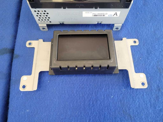 2016 Ford Mustang GT S550 Audio Radio SYNC Receiver Screen AM FM Face Plate 2643