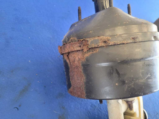 1994-1995 Ford Mustang GT Cobra Power Brake Booster Master Cylinder 2678