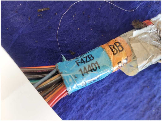 1994 Ford Mustang Cobra 5.0L Convertible Dash Harness Wire Plug *Read* 2704