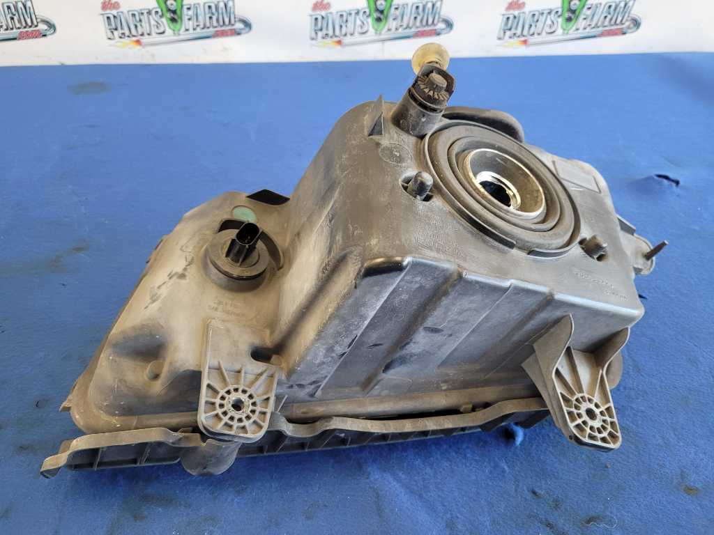 2010-2013 Chevrolet Camaro SS Passenger RH Headlight Lamp Light 2626 - The Parts Farm