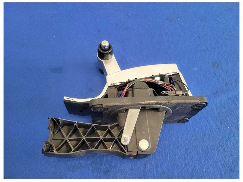 2005-2009 Ford Mustang GT S197 Shifter Automatic Transmission A/T Bezel 2590 - The Parts Farm