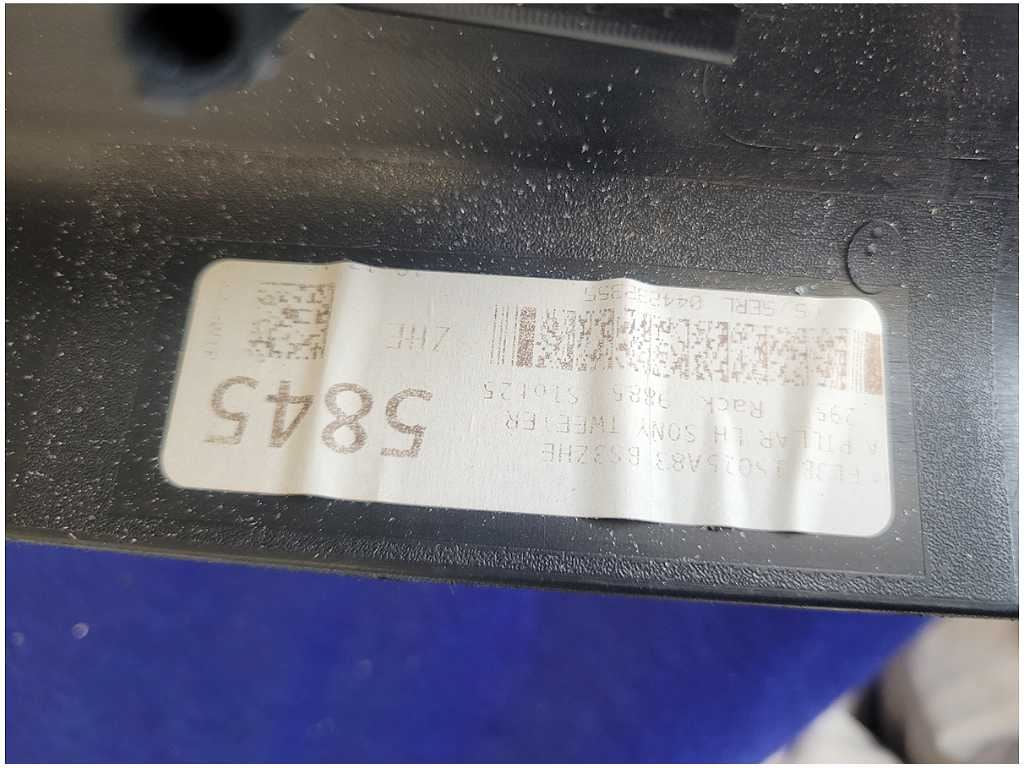45301893