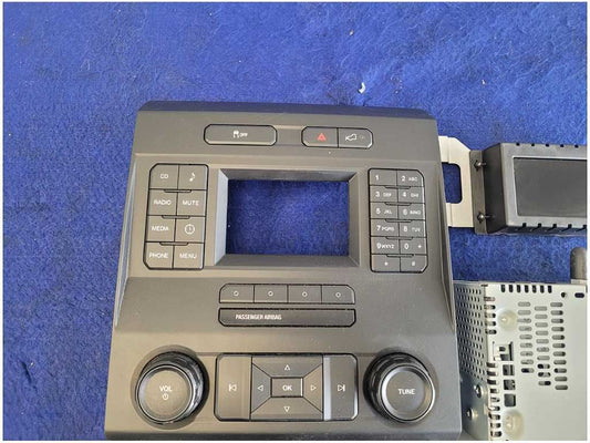 2017 Ford F150 F-150 Truck Audio Base Radio Receiver Face Plate Screen 2861