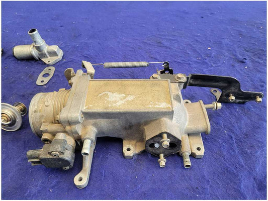 1996-1998 Ford Mustang GT 4.6L SOHC Throttle Body Upper Intake Parts 2746