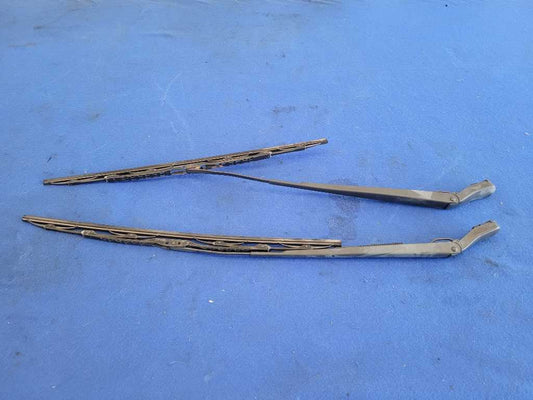 2015-2017 Ford F150 4x4 Pickup Truck Windshield Wiper Blades Arms Front 2663 - The Parts Farm