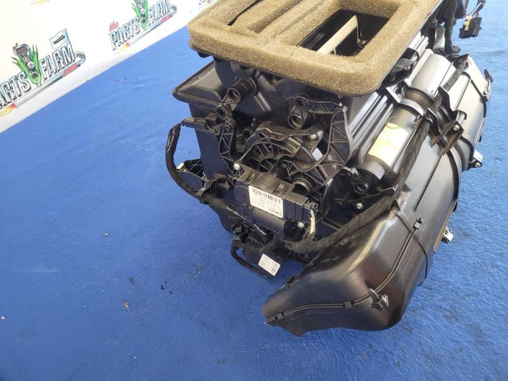 2015-2017 Ford Mustang GT S550 AC Heater Box Core Vent Air HVAC 2643 - The Parts Farm