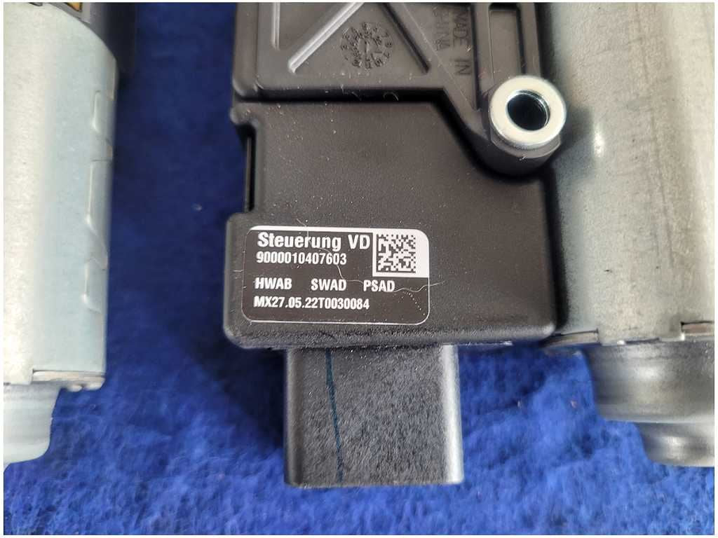 47504071
