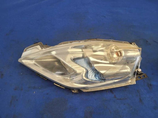 2011-2012 Nissan Leaf Driver Left Front Headlight Lamp *Broke Tabs* 1856 - The Parts Farm