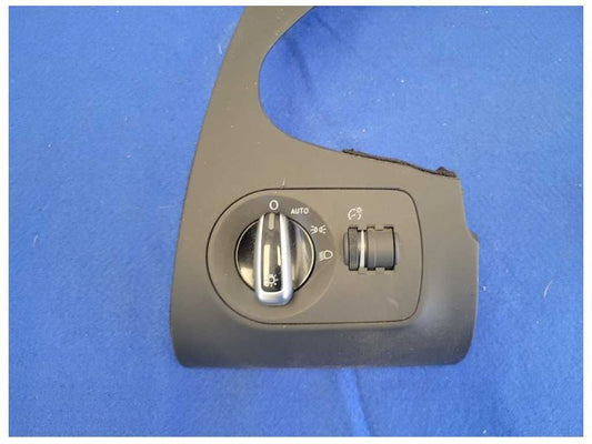 2014 Audi R8 V10 Coupe Headlight Switch Panel Surround  2136