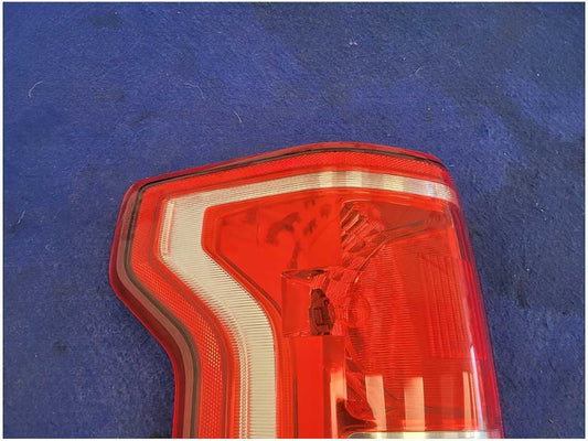 2015-2017 Ford F150 F-150 Truck Driver Rear Taillight Lamp Light 2847