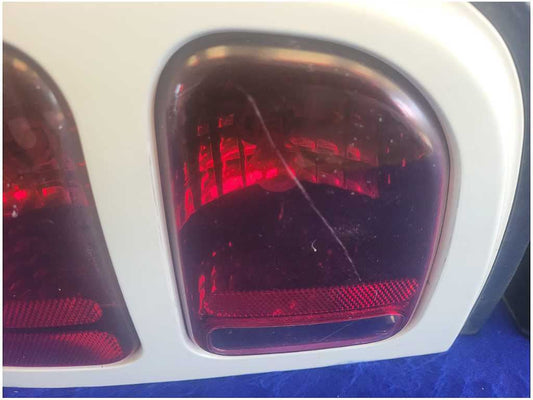 1996-1998 Ford Mustang Cobra GT Pair Rear Taillights Lamp Light Paint White 2704