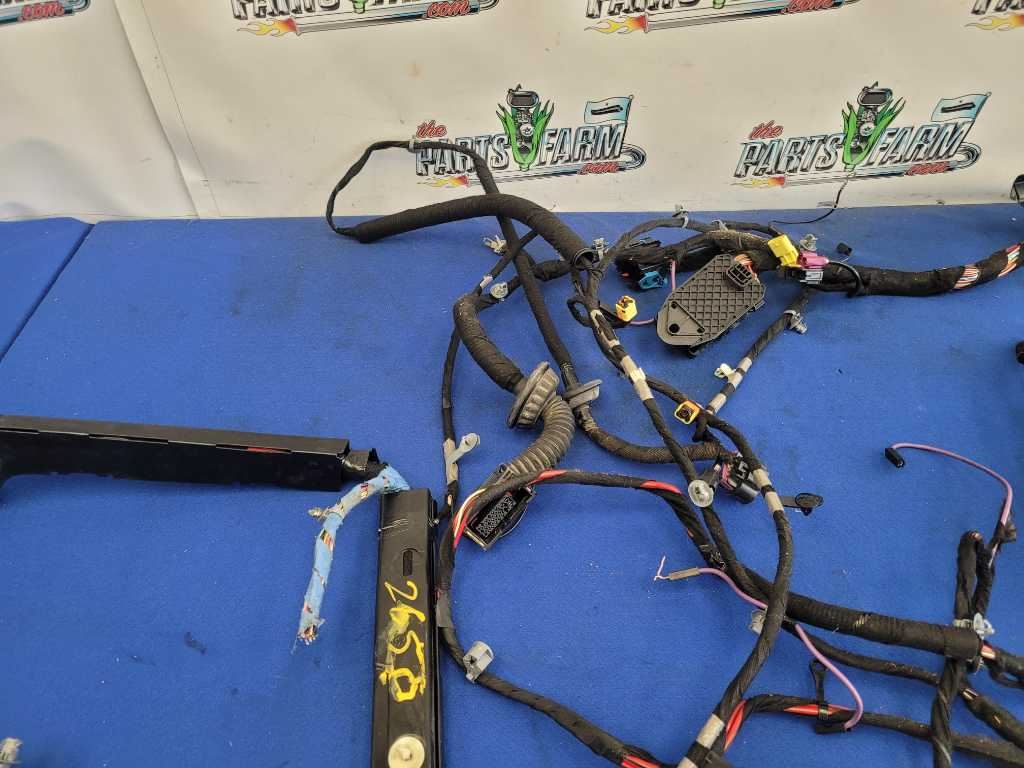 2013 Chevrolet Camaro 1LE SS Coupe Body Wire Wiring Harness M/T Plug 2650 - The Parts Farm