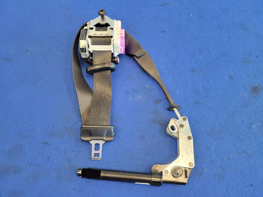 2015-2017 Ford Mustang EcoBoost Passenger Coupe Seat Belt Front Retractor 2652 - The Parts Farm