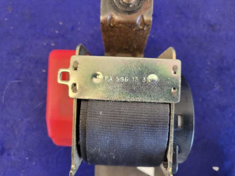 2001-2004 Ford Mustang Cobra SVT DOHC 4.6L Driver Front Seat Belt Coupe 2276 - The Parts Farm