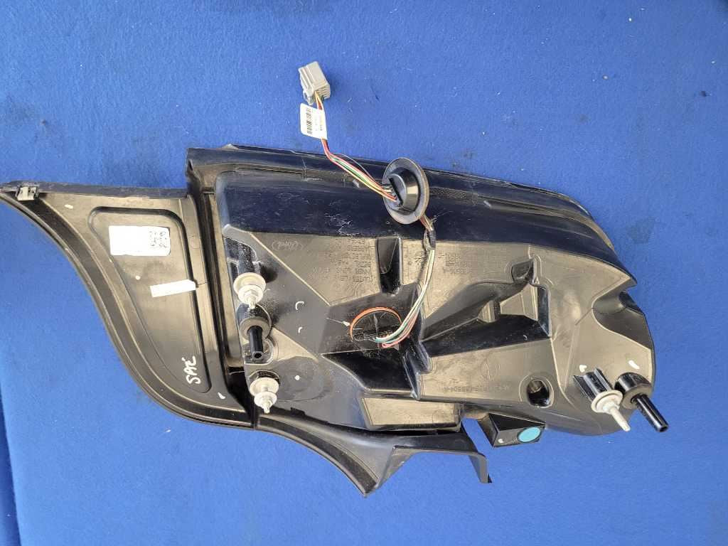 2015-2017 Ford Mustang EcoBoost Passenger Rear Taillight Brake Light Lamp 2652 - The Parts Farm