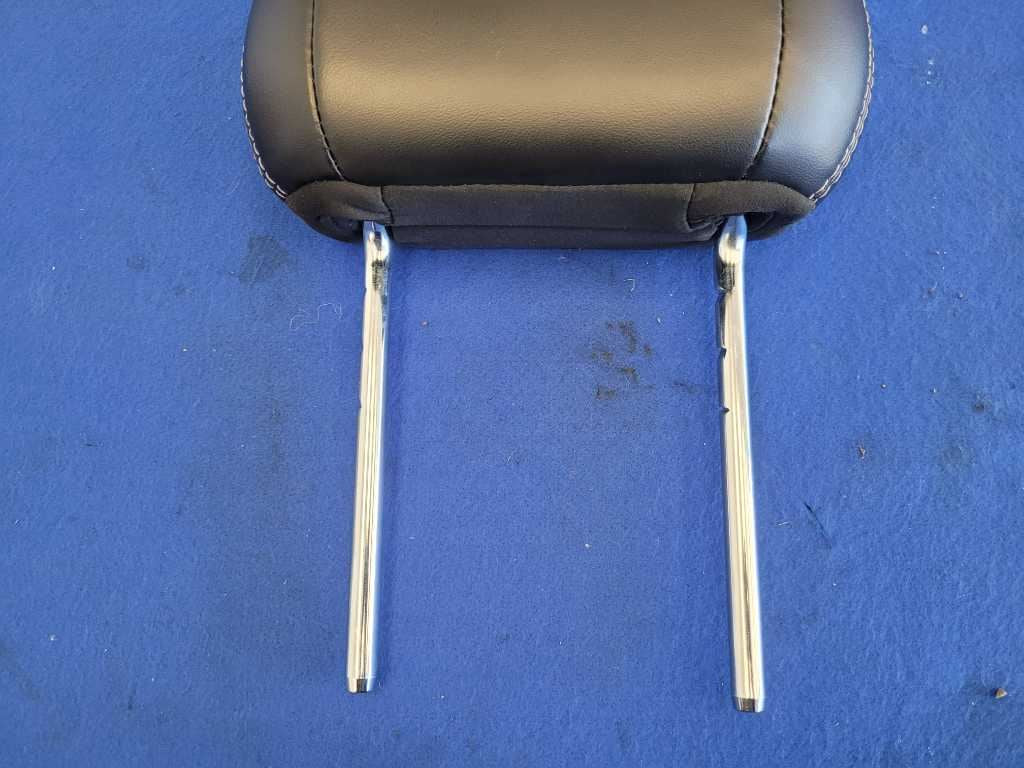 2015-2017 Ford Mustang GT S550 Driver Left Coupe Headrest Leather 2638 - The Parts Farm