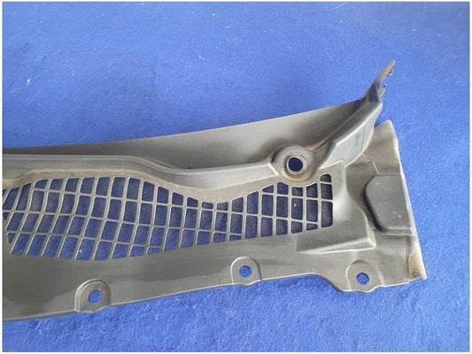 2018-2023 Ford Mustang GT S550 Front Windshield Wiper Cover Cowl Panel Trim 2878