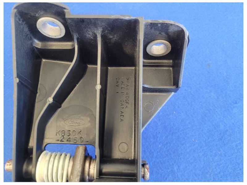 2005-2009 Ford Mustang GT S197 Brake Pedal Assembly Stop Box 2590 - The Parts Farm