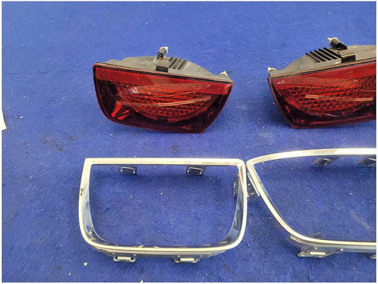 2010-2013 Chevrolet Camaro SS 6.2L Rear Set Brake Light Lamp Beauty Ring 2783