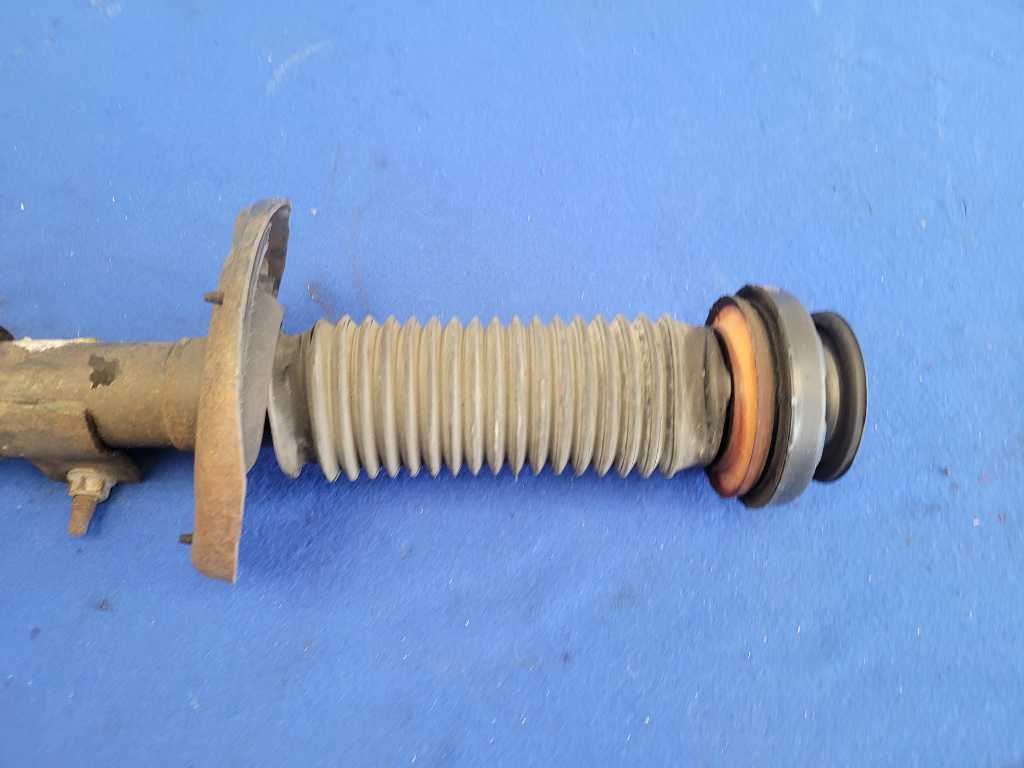 2010-2015 Chevrolet Camaro 1LE SS Driver Left Front Strut Suspension 2650 - The Parts Farm