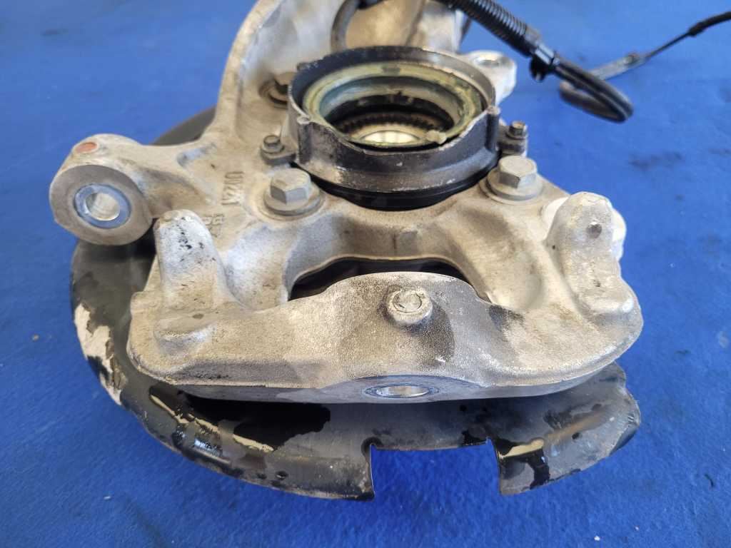 2015-2017 Ford F150 4x4 Pickup Truck Passenger Front Spindle Knuckle 2663 - The Parts Farm
