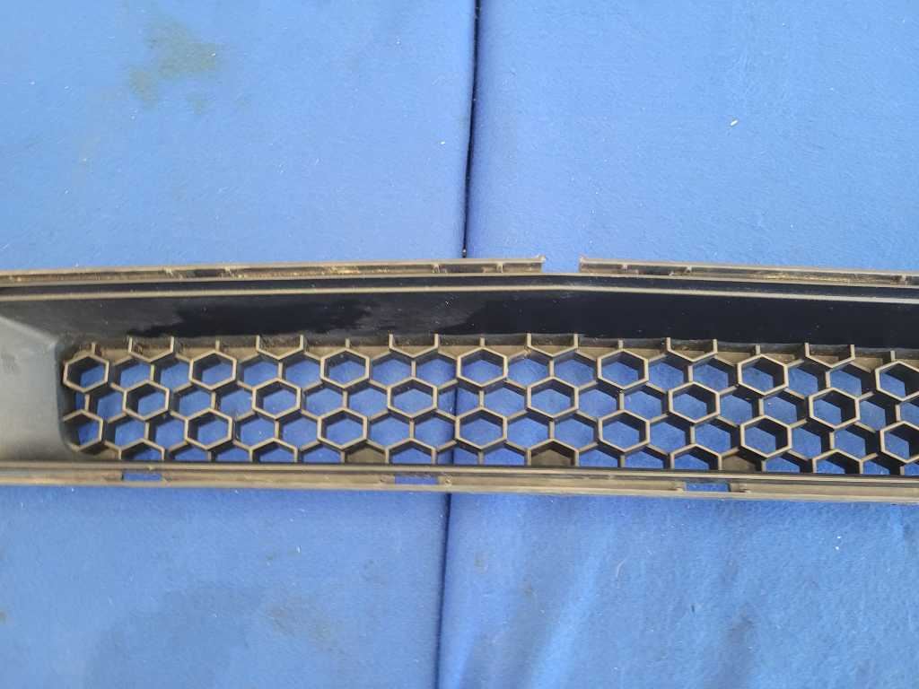2015-2017 Ford Mustang GT S550 Front Lower Grill Grille Bumper *Read* 2638 - The Parts Farm