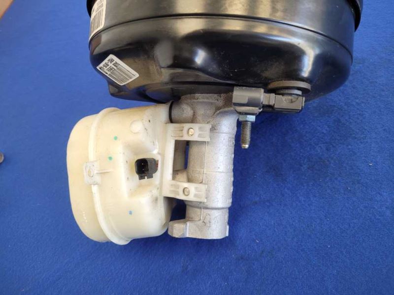 2015-2017 Ford Mustang GT S550 Brake Booster Non PP A/T Master Cylinder 2618 - The Parts Farm