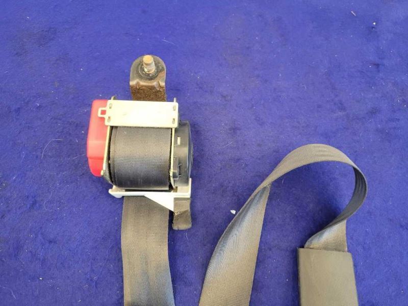 2001-2004 Ford Mustang Cobra SVT DOHC 4.6L Driver Front Seat Belt Coupe 2276 - The Parts Farm